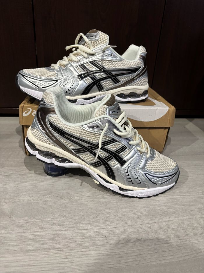 Asics kayano 14 cream black
