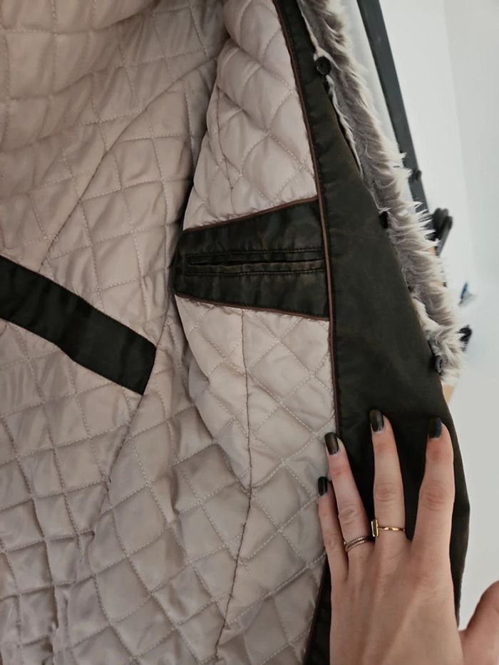 Manteau avec col fourrure - photo numéro 2