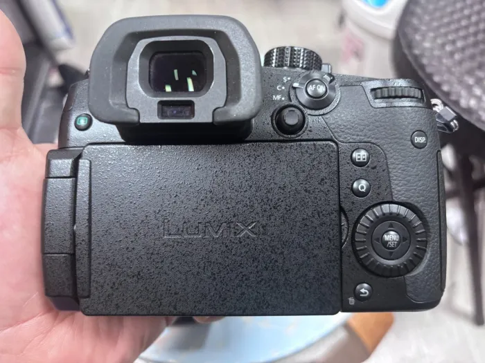 Panasonic Lumix GH5 Mark II (GH5M2) - Excellent état - Seulement ~350 obturat - photo numéro 6