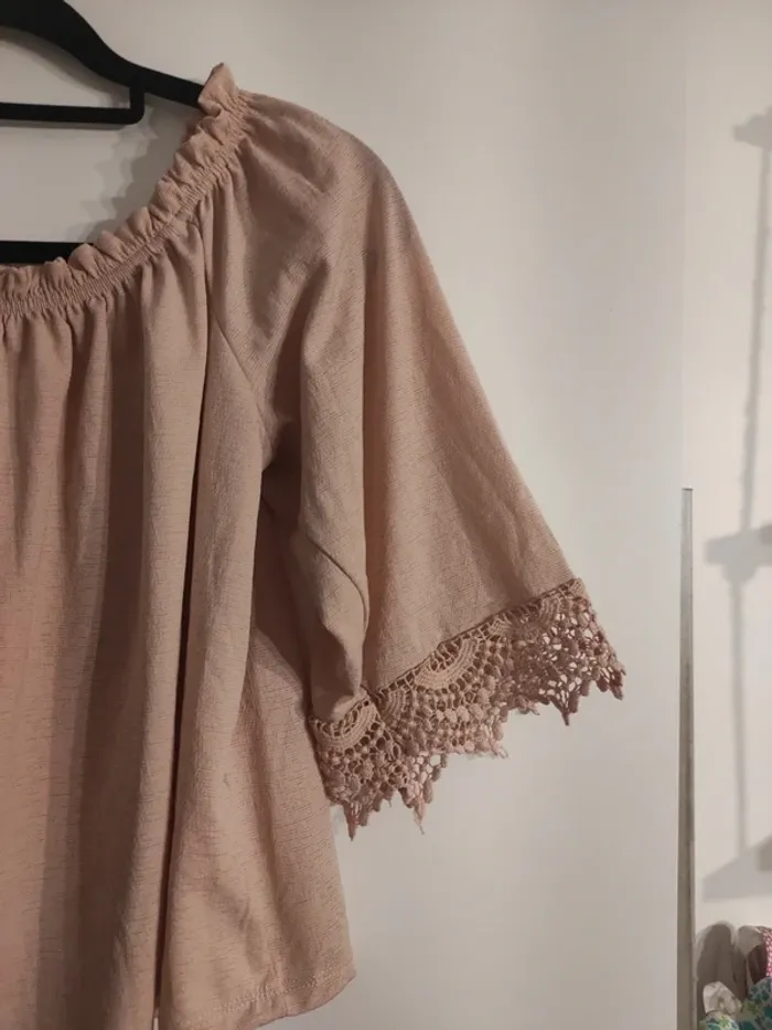 Haut tee-shirt rose Jennyfer taille M - photo numéro 2