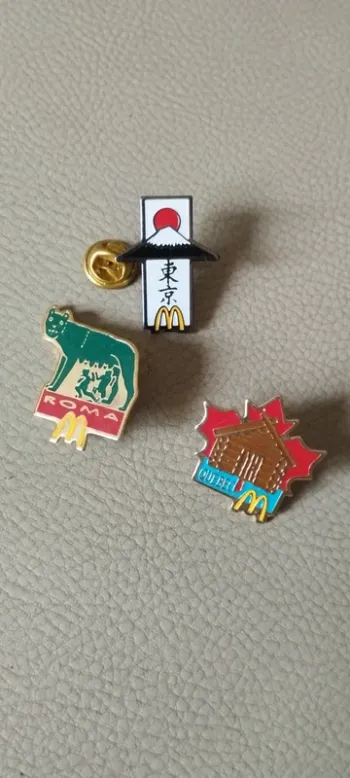 Lot de 3 pin's McDo