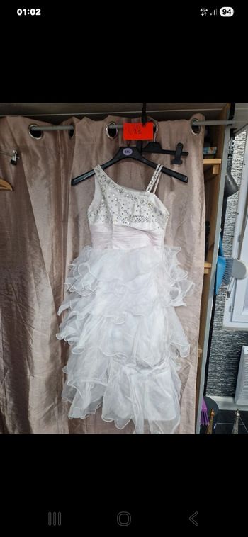 Robe lire description