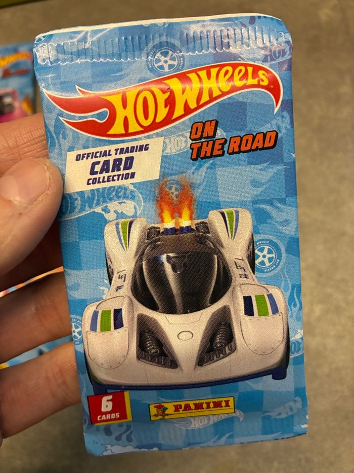 10 boosters cartes à collectionner Hotwheels on the Road - photo numéro 6
