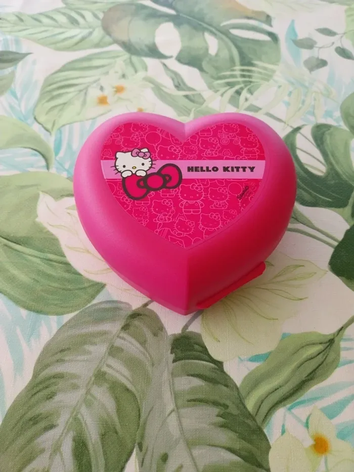 Boîte Hello Kitty