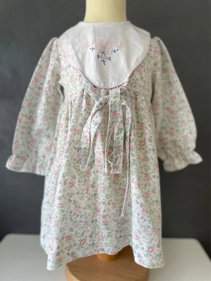 Robe fleuri bébé