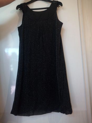 Robe noire pailletée