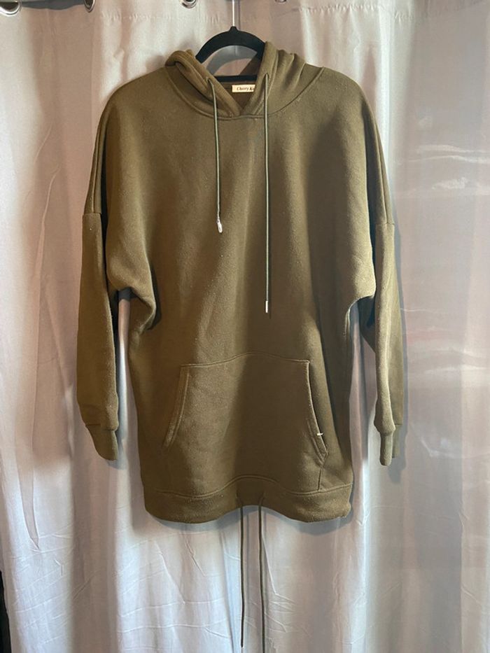 Pull à lacets