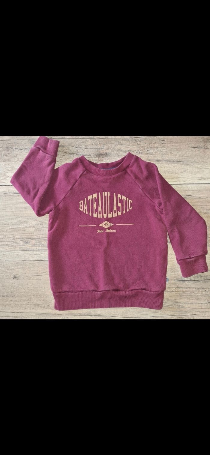 Pull petit bateau