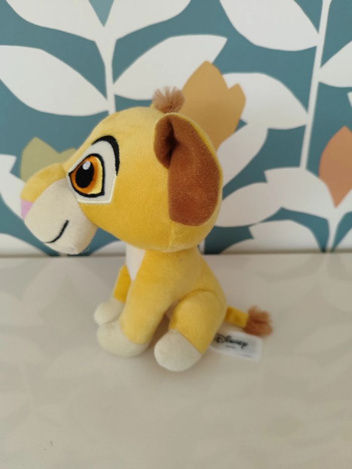 Peluche mini Simba Disney - photo numéro 2
