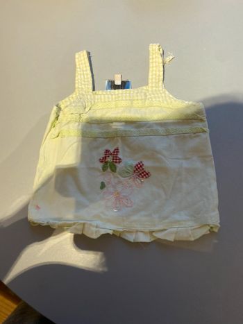 Débardeur taille 18 mois