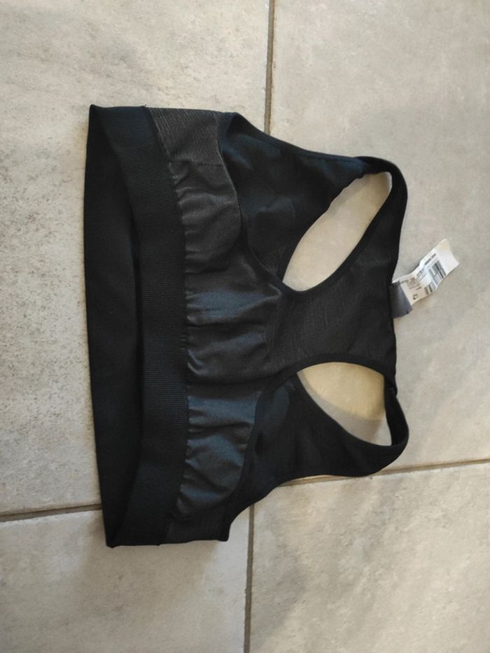 Brassière de sport taille L. Decathlon - photo numéro 2