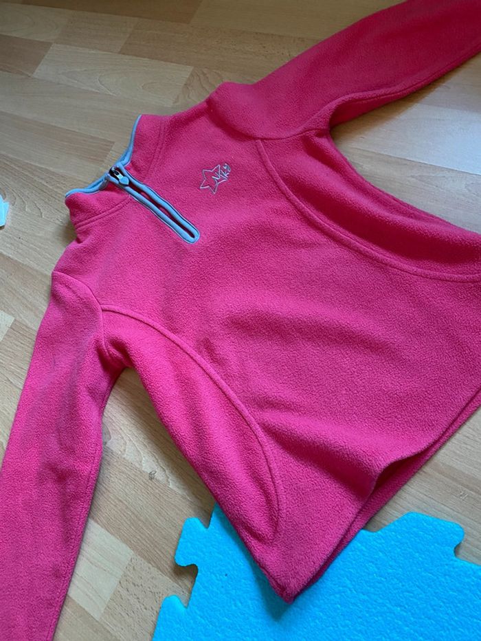 Pull polaire NKY Taille 6 ans