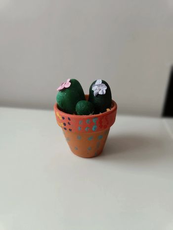 Petit pot en terre cuite fait main déco cactus
