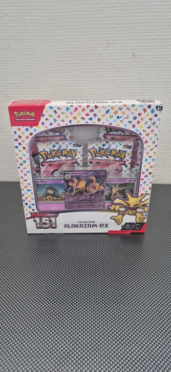 Pokémon 151 coffret alakazam 