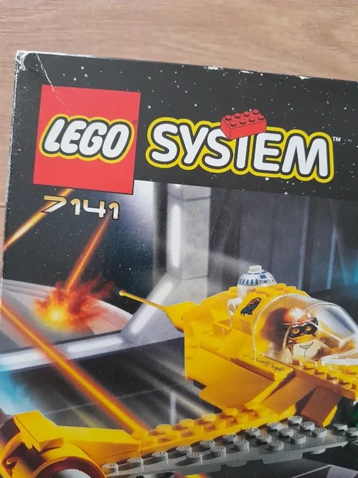 LEGO Star Wars 7141 et 7131 - Naboo fighter et Anakin's podracer - photo numéro 5