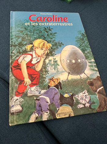 Livre très rare Caroline et les extraterrestres ancien vintage bd album Pierre Probst