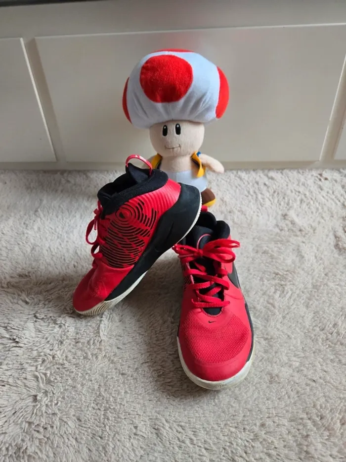 Baskets Nike taille 36