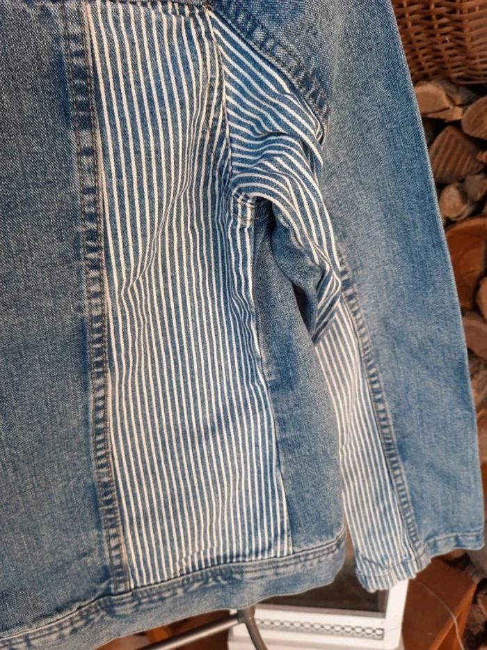 Veste en jean 14 ans très bon etat - photo numéro 2
