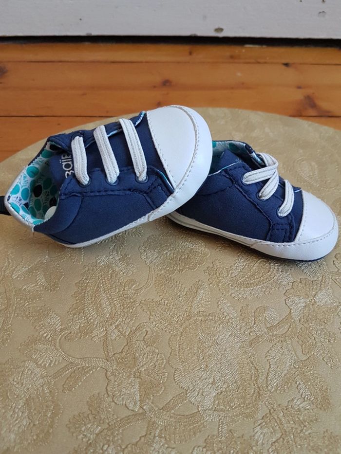 Chaussures bébé garçon taille 1/6 mois - photo numéro 2