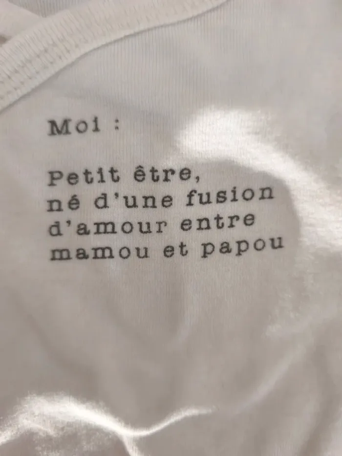 Lot de deux body blanc avec inscription mignonne - photo numéro 2