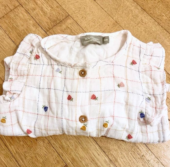 Combinaison Bout’chou fleurs – 6 mois – État neuf 🌷 - photo numéro 4
