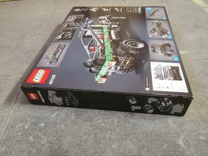 Lego Technic 42129 Le camion d'essai 4x4 Mercedes-Benz Zetros [NEUF] - photo numéro 4
