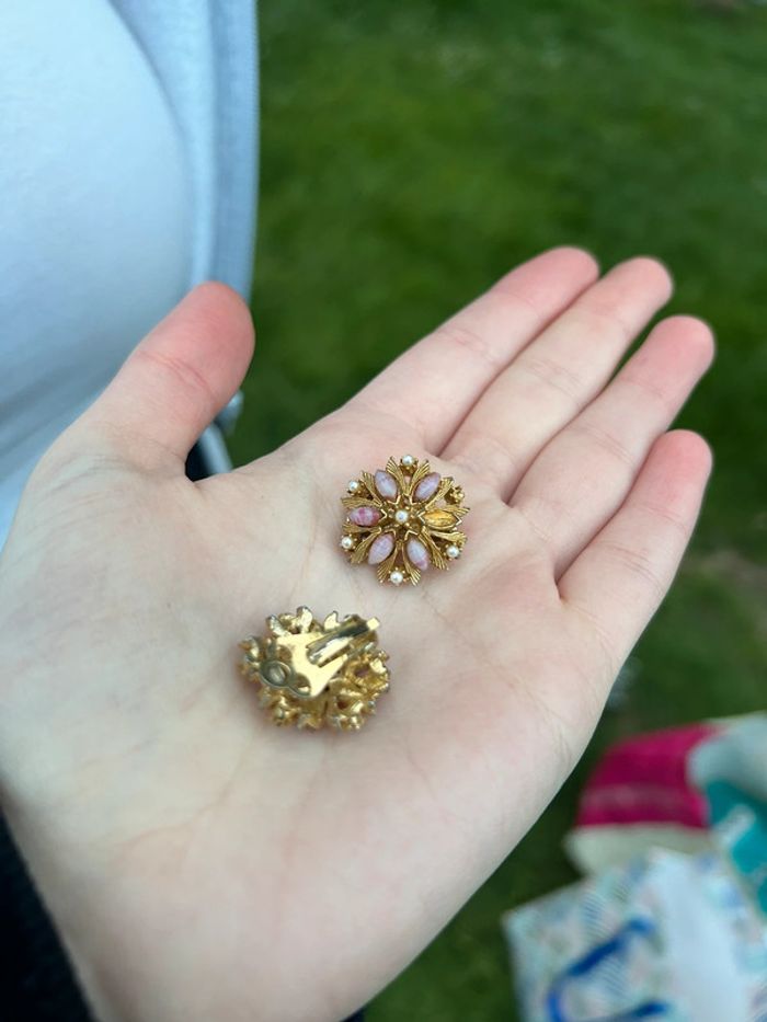 Boucles d’oreilles fleurs rose - photo numéro 3