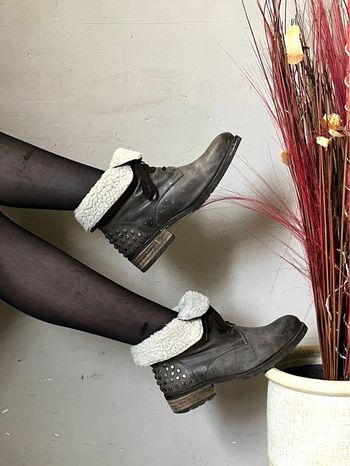 Bottines en cuir marrons cloutées et chaudes - 2 en 1