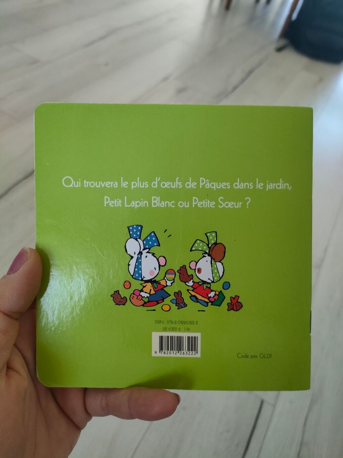 Petit lapin blanc et les oeufs de pâques - photo numéro 3