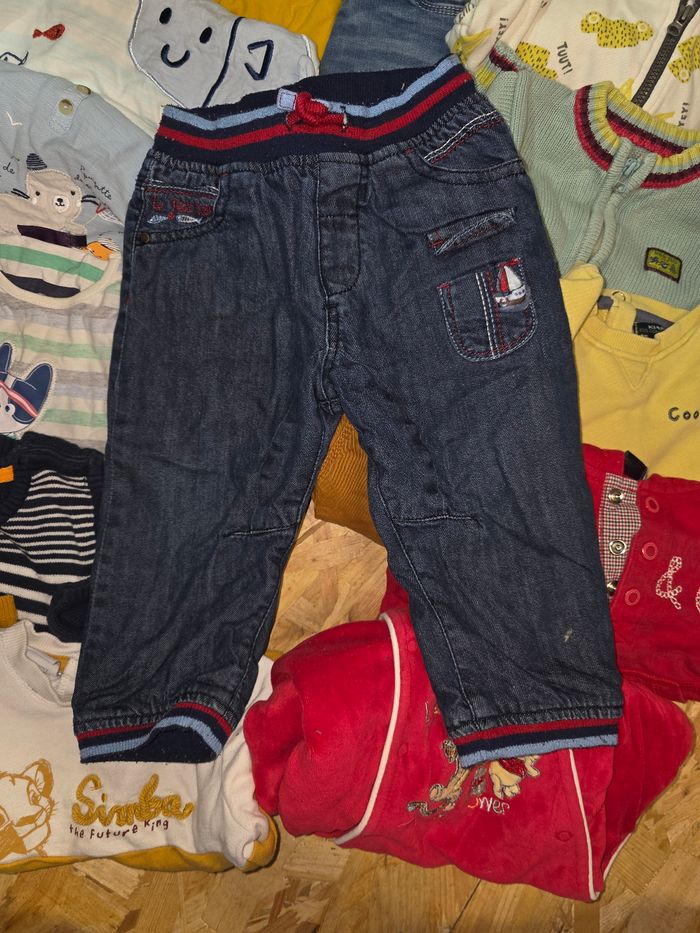 Lot de 18 vêtements garçon 18 mois - photo numéro 2