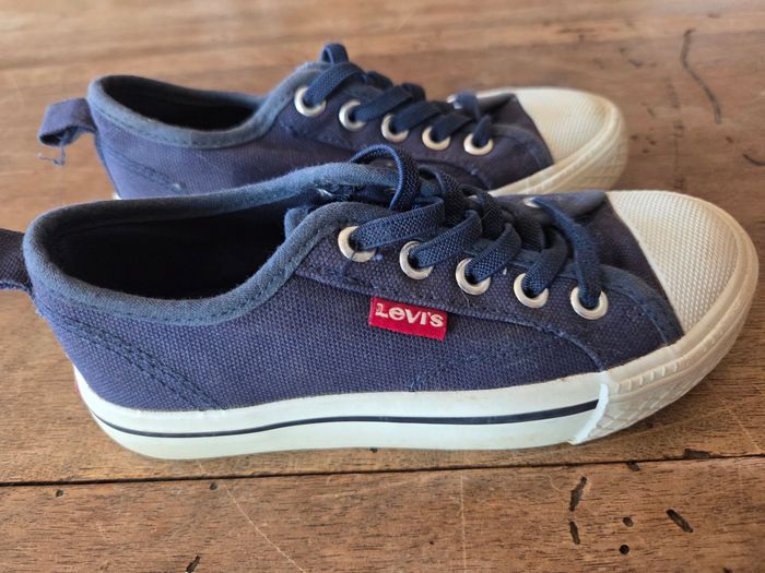Baskets levis taille 29