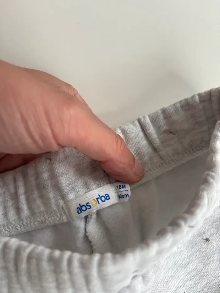 Lot 2 pantalons bébé fille – 18 mois (80 cm) - photo numéro 5