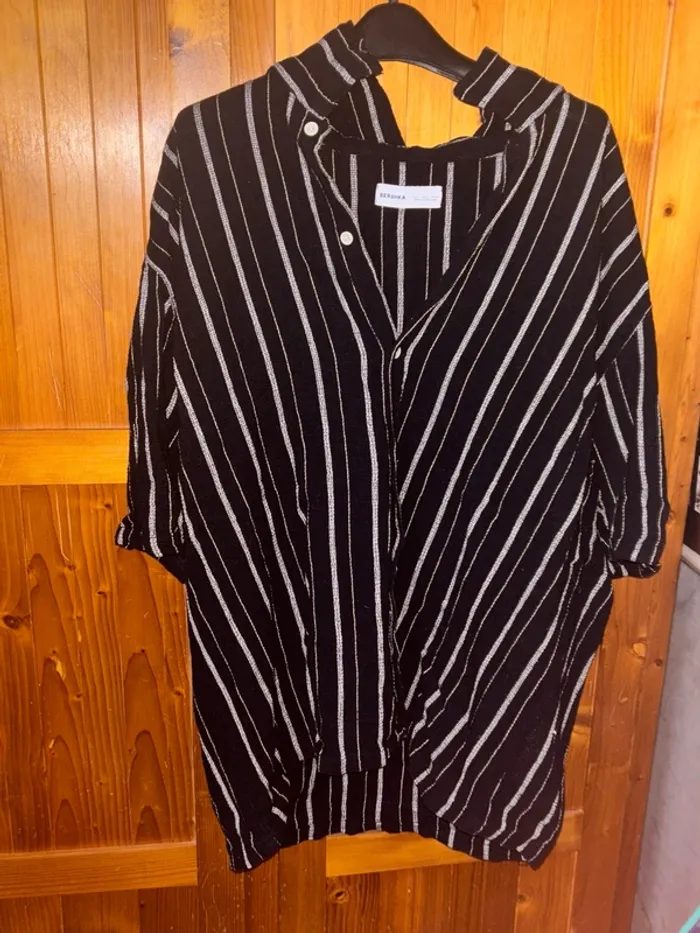 Chemise noir et blanche taille L - photo numéro 2