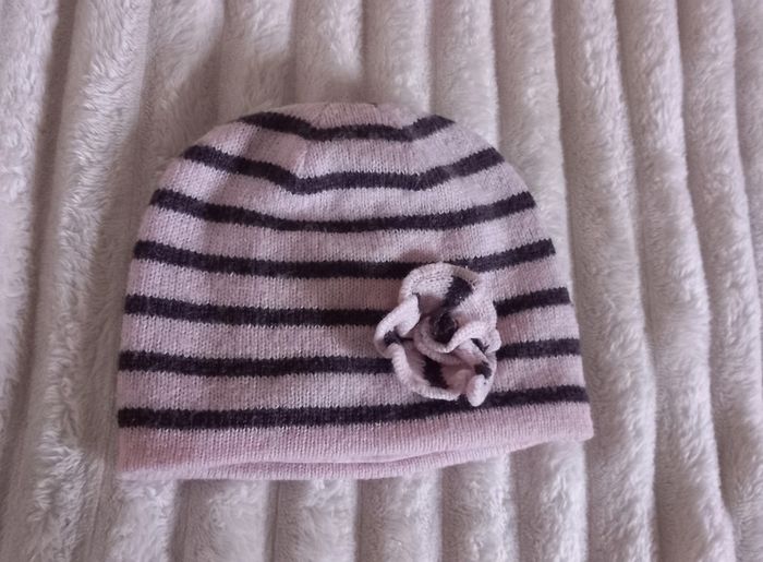 Bonnet rose et marron