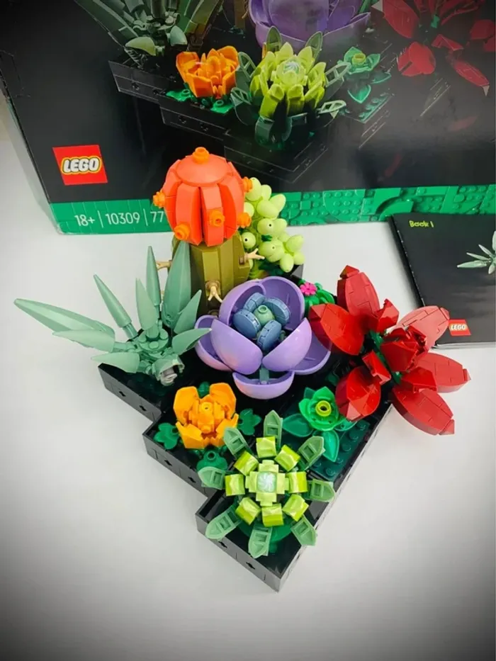 LEGO Icons 10309 - Les Succulents - Complet avec Boîte - photo numéro 3