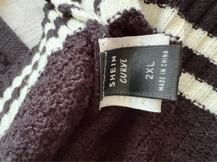 🔹 Pull sans manches noir à rayures blanches – SHEIN 🔹 - photo numéro 4