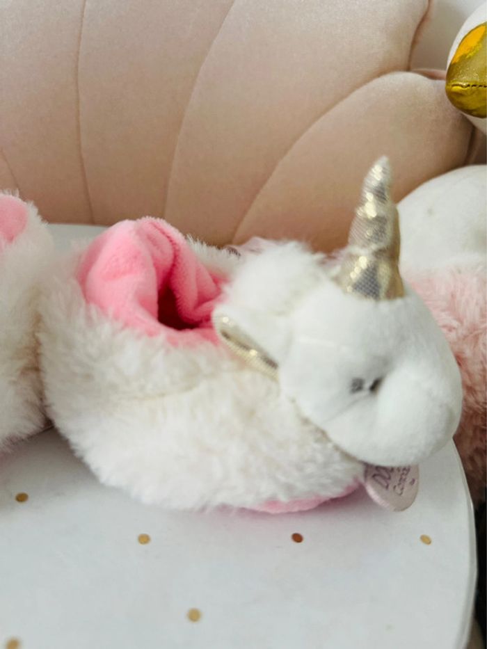 Chaussons doudou licorne bébé - photo numéro 5