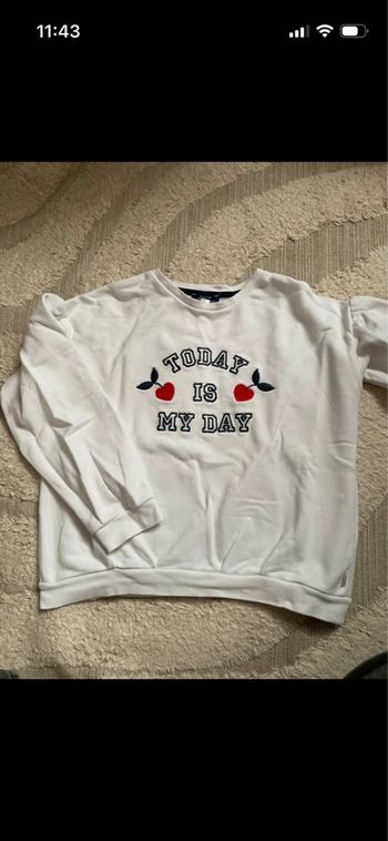 Pull blanc Okaïdi Taille 10A