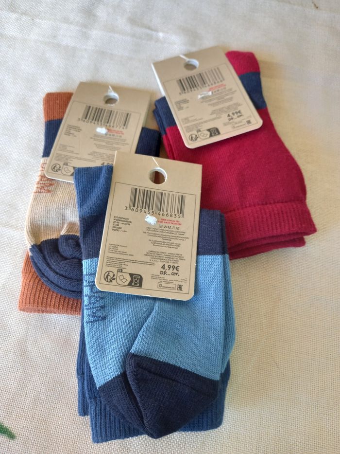 Lot 3 paires chaussettes enfant  - 245 - photo numéro 2
