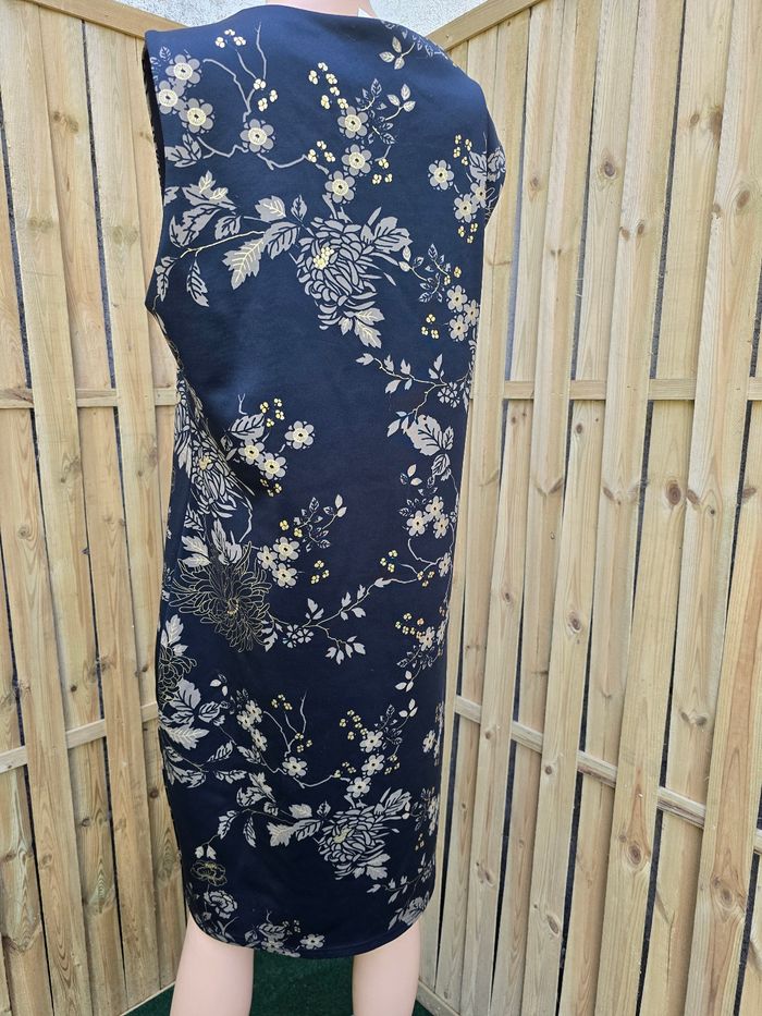 Robe neuve étiquette 🍒vintage 90🍒jamais portée taille 46 - photo numéro 3