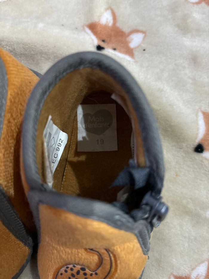 Chaussons bébé taille 19 - photo numéro 3