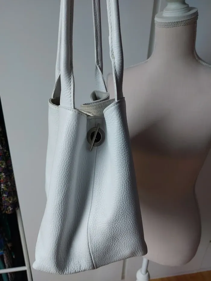 Magnifique sac en cuir blanc - photo numéro 4