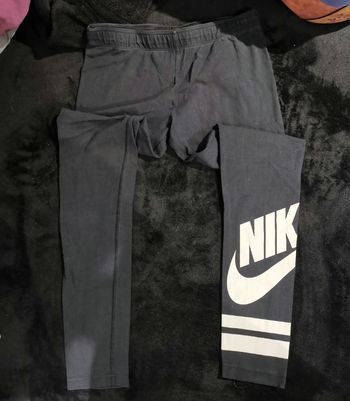 Leeging nike
