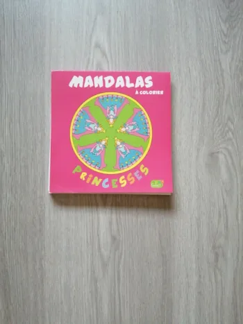 Livre coloriage mandalas / thème princesses