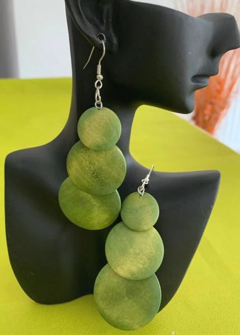 Grandes boucles d’oreilles xxl rondes vertes en bois