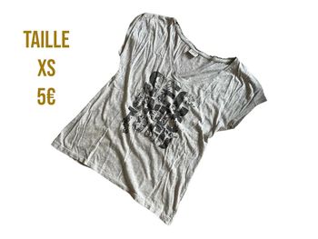 T-shirt imprimé gris Only taille S très bon état
