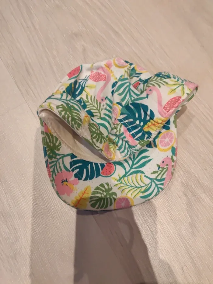 Casquette imprimé floral et flamands roses - photo numéro 2