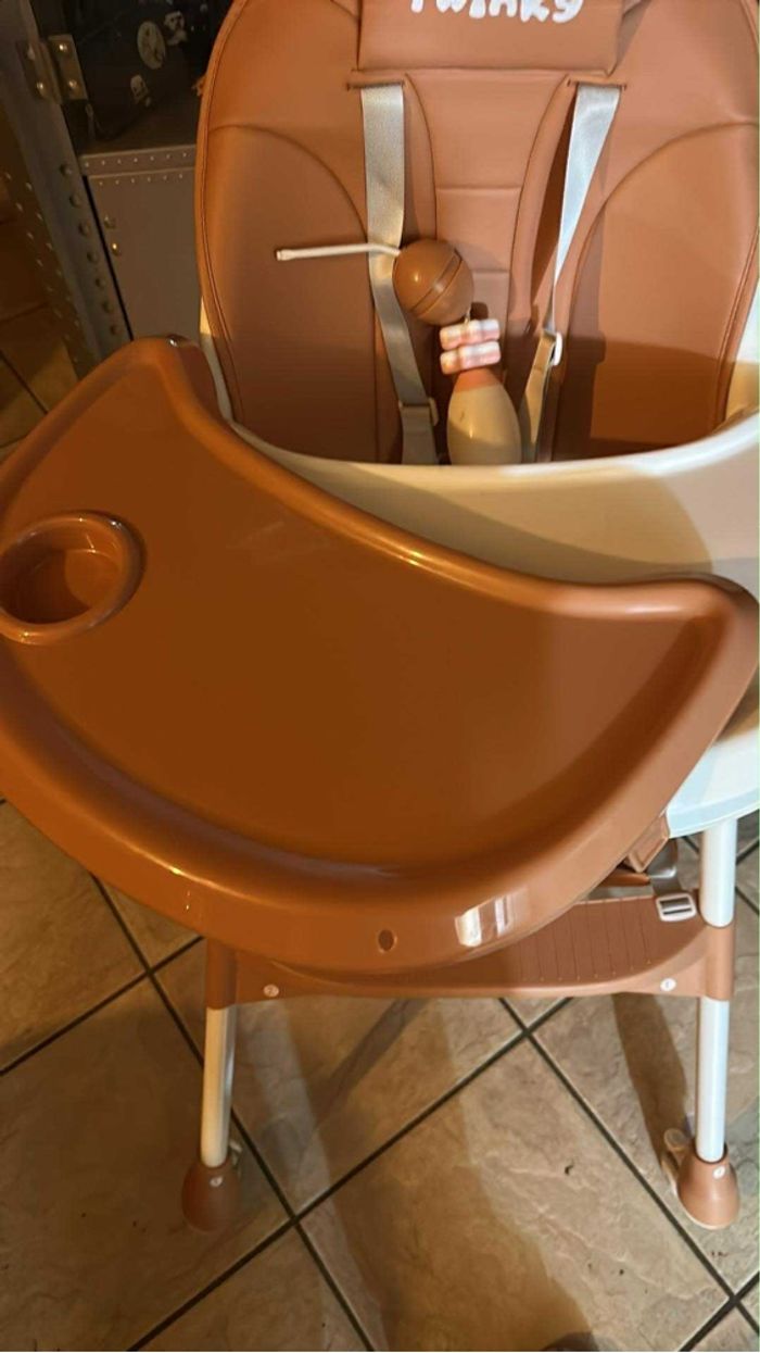 Chaise haute - photo numéro 6