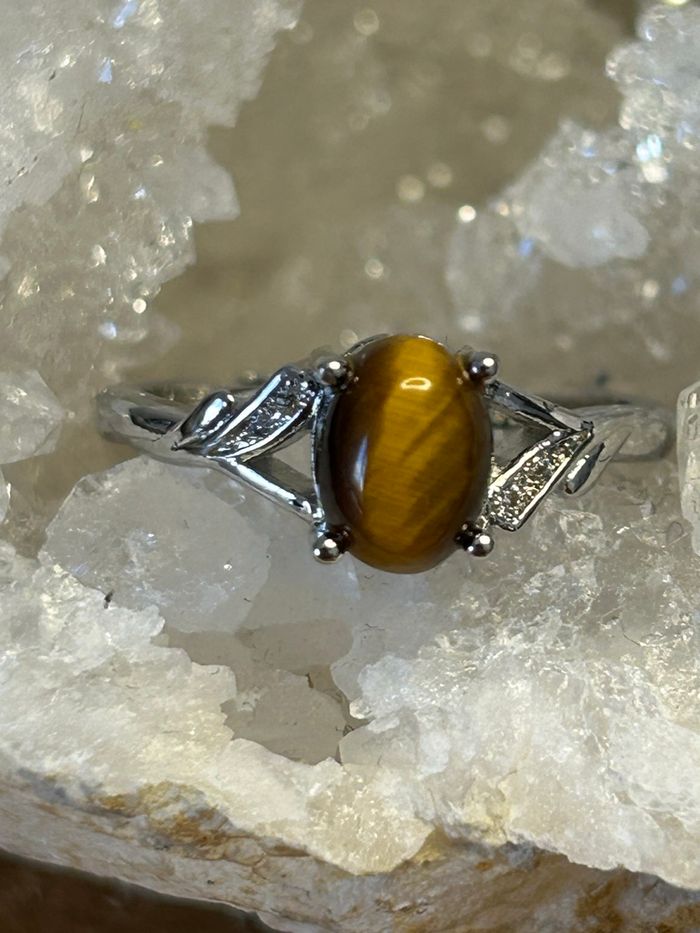 Bague réglable en laiton et en œil de tigre – Protection & Confiance - photo numéro 3