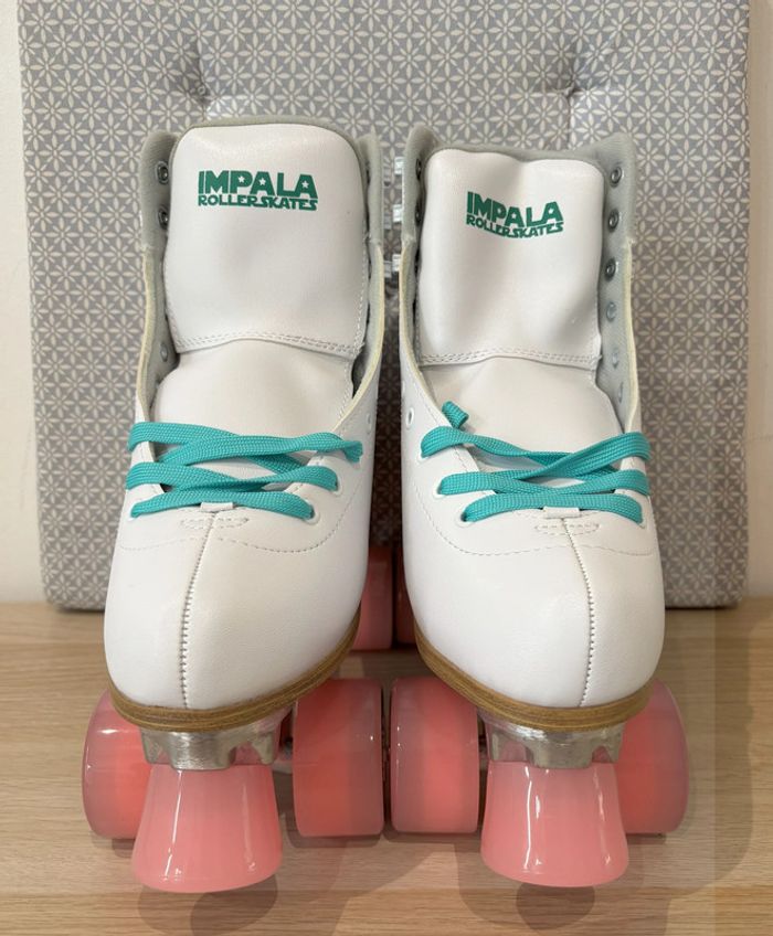 Paire de Rollerskates "White" Taille 38 - photo numéro 7
